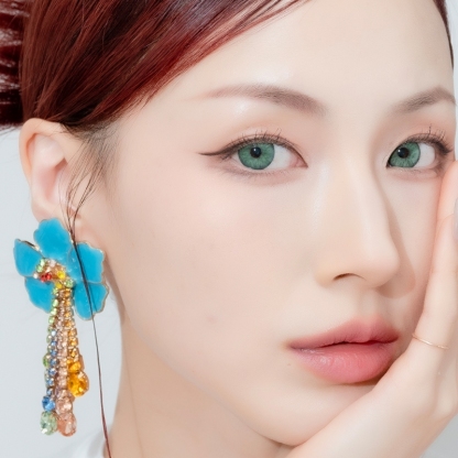 Tracy Green - Yearly, 2 lenses