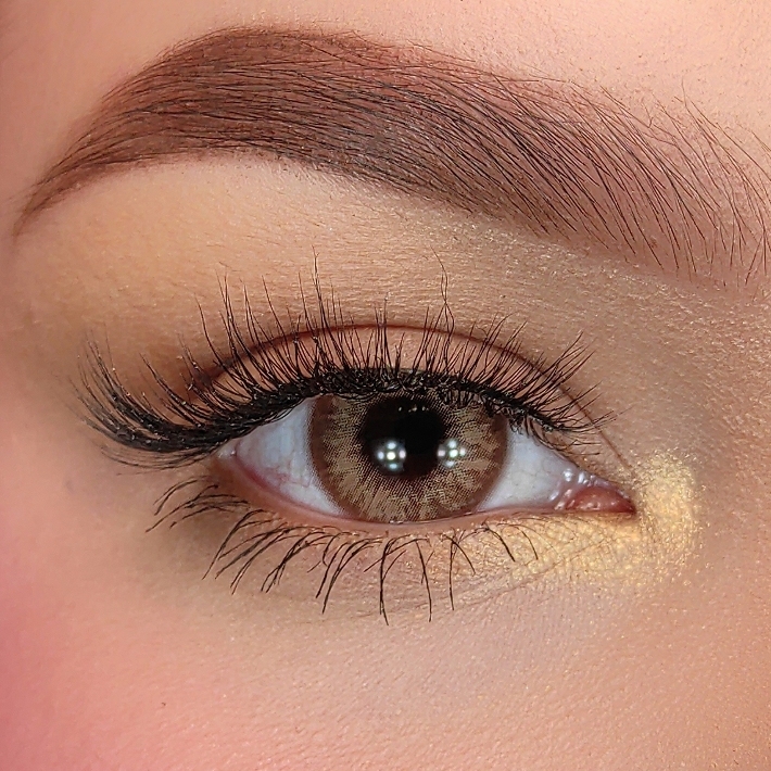 Adeline Brown - Yearly, 2 lenses