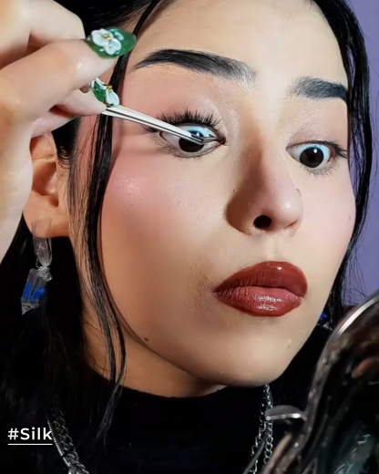 Spiky Chic SILK 1 Step Pre-glued Lash Clusters