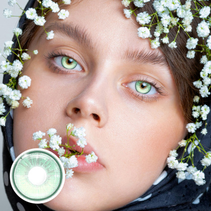 Gina Green - 1 Year, 2 lenses