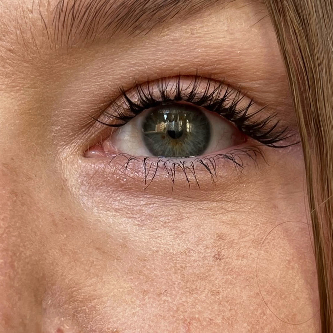 Everyday Natural GLOW 1 Step Pre-glued Lash Clusters