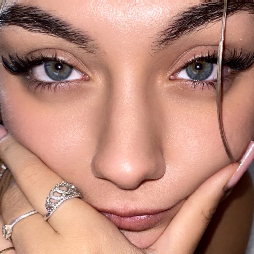 Soft & Wispy LUXE 1 Step Pre-glued Lash Clusters