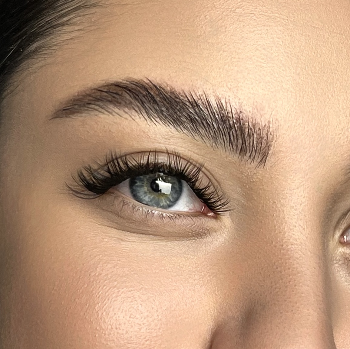 Soft & Wispy LUXE 1 Step Pre-glued Lash Clusters