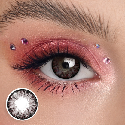 Naomi Brown - 1 Year, 2 lenses