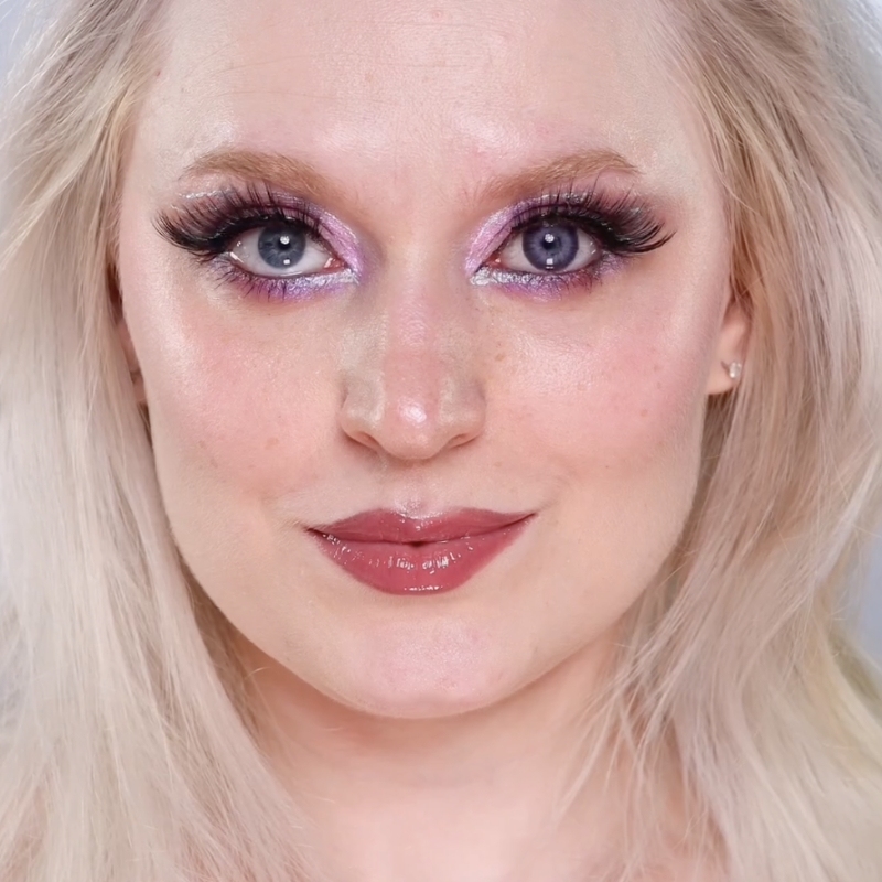 Iceland Violet - Yearly, 2 lenses