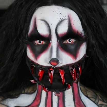 Poison Rose - Yearly, 2 lenses