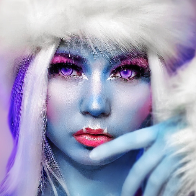 HANIIX Everland Violet Halloween 1 Year Colored Contacts