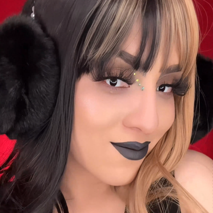 Cat Eye White - Yearly, 2 lenses