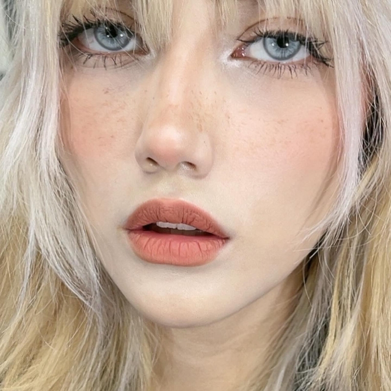 Evoke Grey - Yearly, 2 lenses