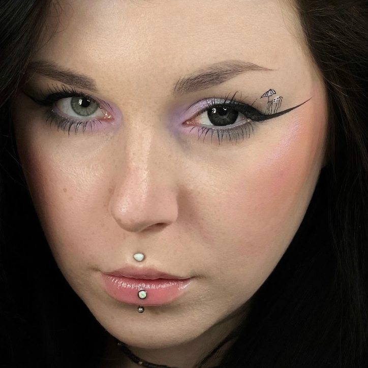 Iceland Black - Yearly, 2 lenses