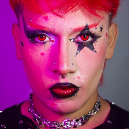 Manson Red - Yearly, 2 lenses