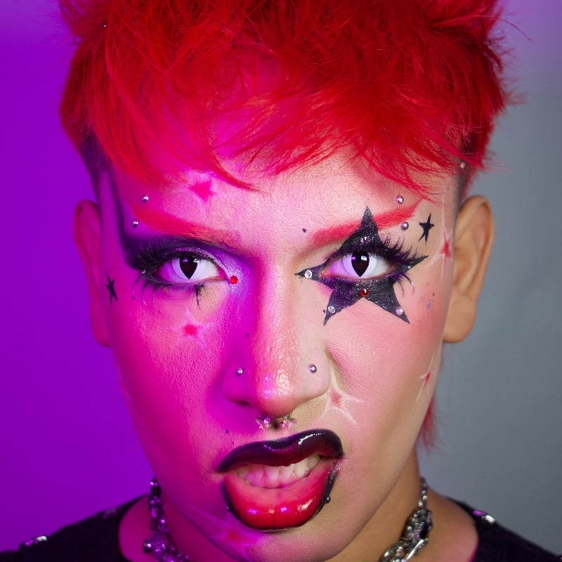 Cat Eye White - Yearly, 2 lenses