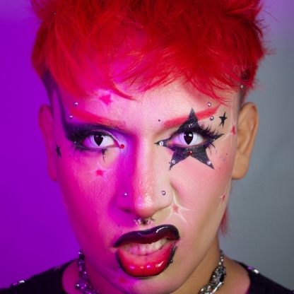 Cat Eye White - Yearly, 2 lenses