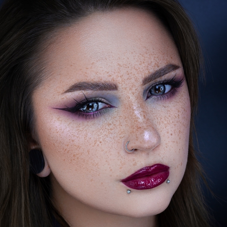 Dazzle Grey - Yearly, 2 lenses