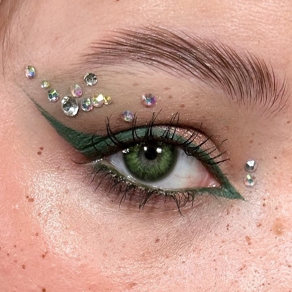 Adeline Green - Yearly, 2 lenses