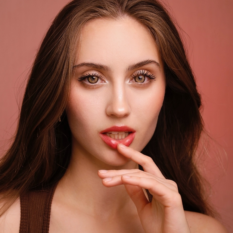 Dazzle Brown Natural 6 Months Colored Contacts – HANIIX