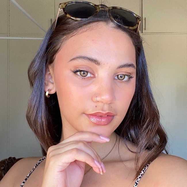 Iceland Brown - 1 Year, 2 lenses