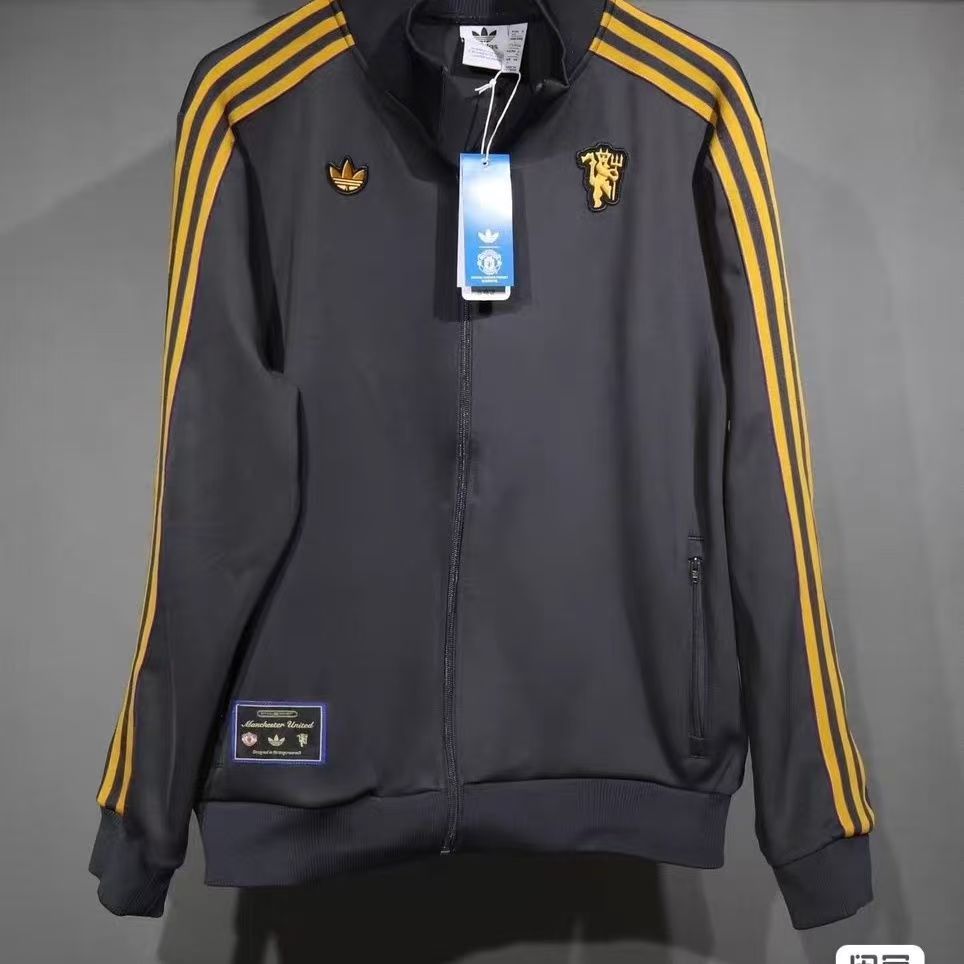 25/26 Manchester United black Full-Zip Jacket Suit