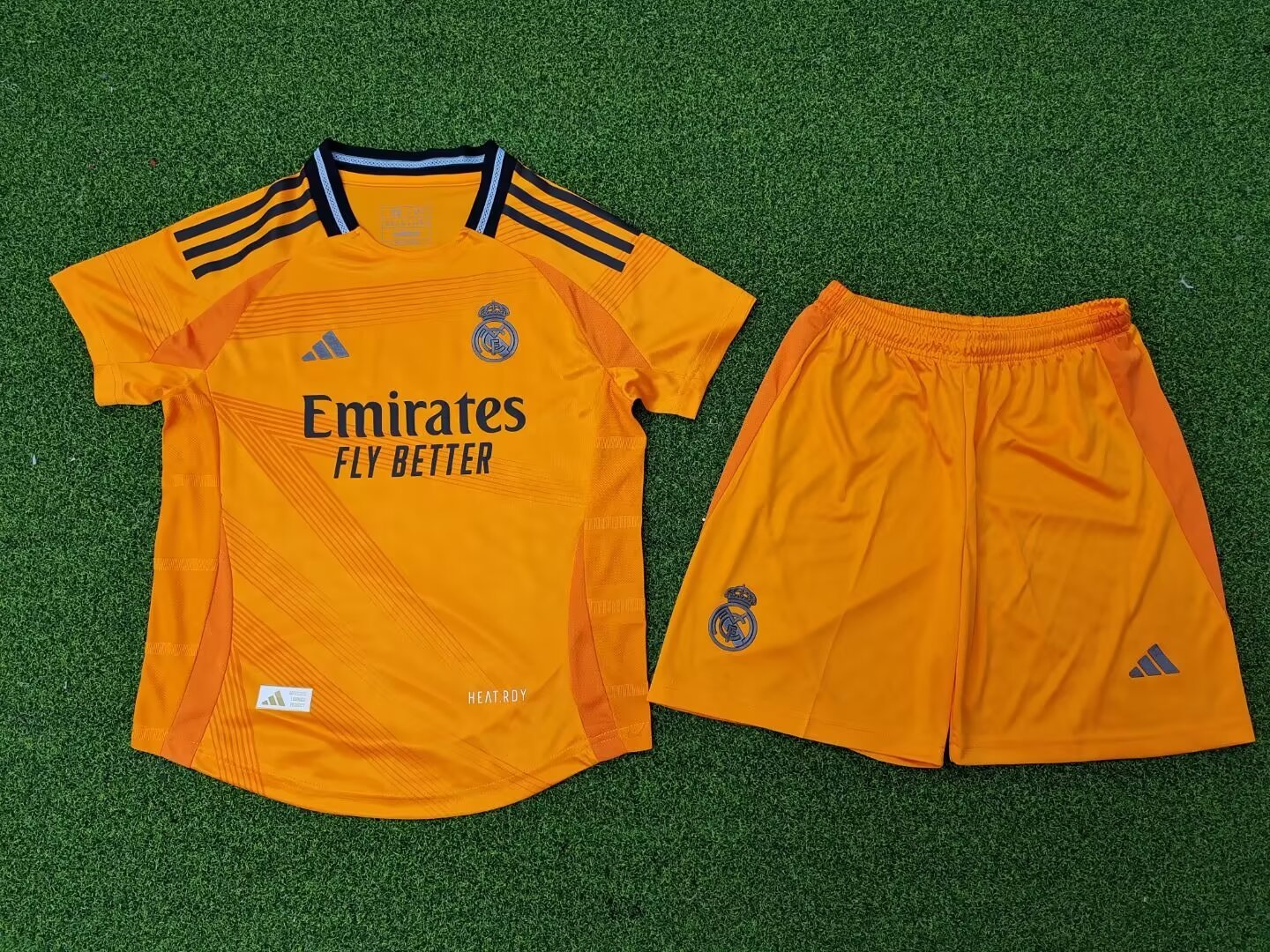 24/25 real Madrid away kids player version size 16-28