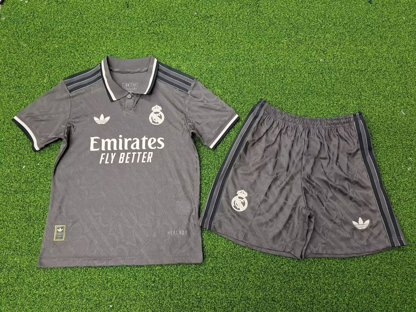 24/25 real Madrid third kids player version size 16-28