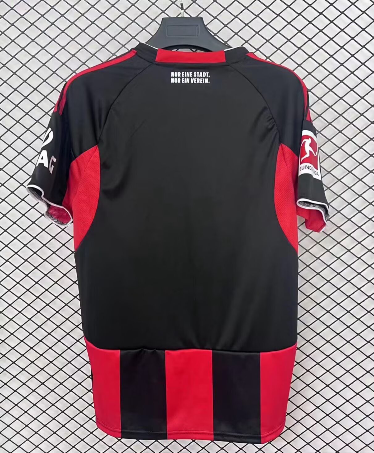 25/26 Frankfurt home fan version S-4XL