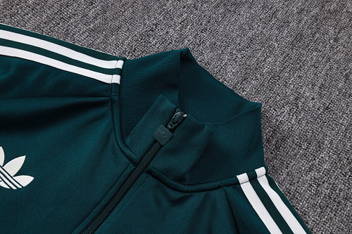 26/27 re@l Medrid Dark green with white edges Full-Zip Jacket Suit
