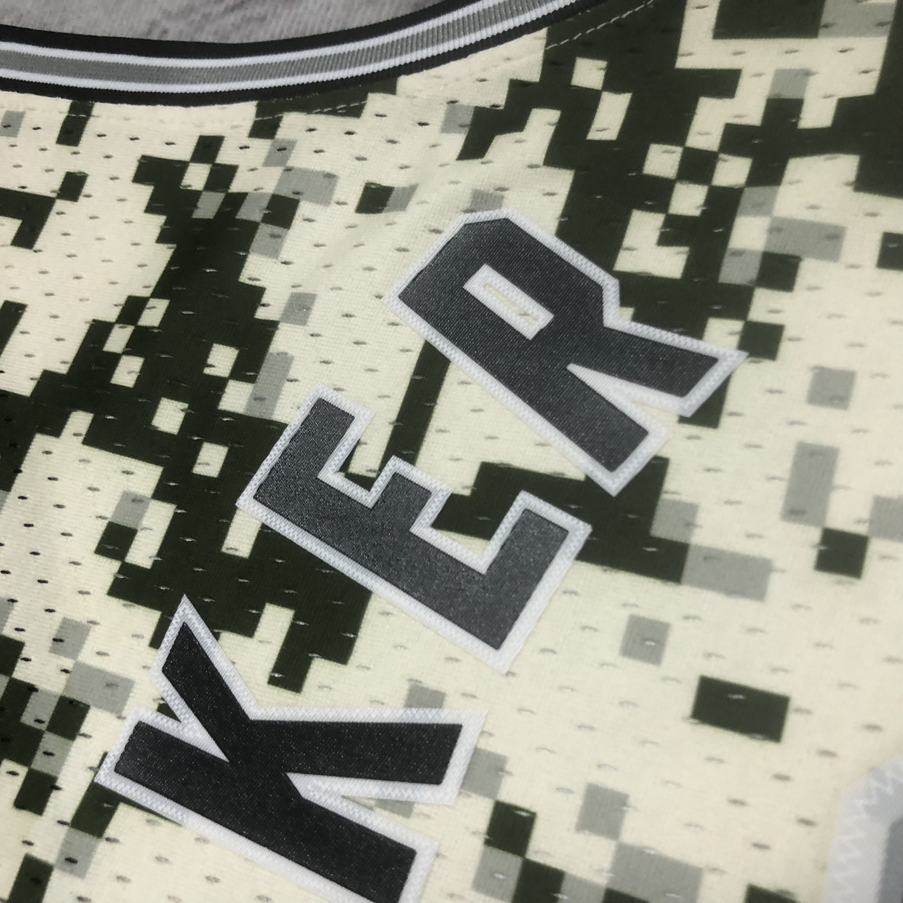 13/14 NBA Santonio Spurs Camouflage Heat pressed retro version jersey S-XXL