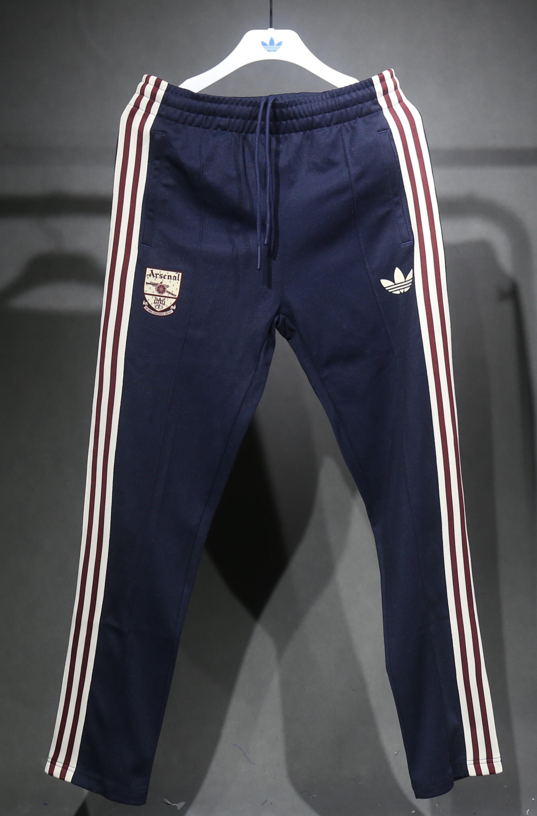 26/27 Arsenal red full-zip top retro jacket version 