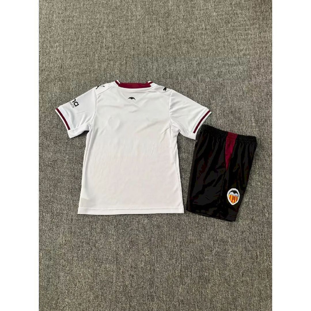 26/27 valenci@ home kids version size 16-28