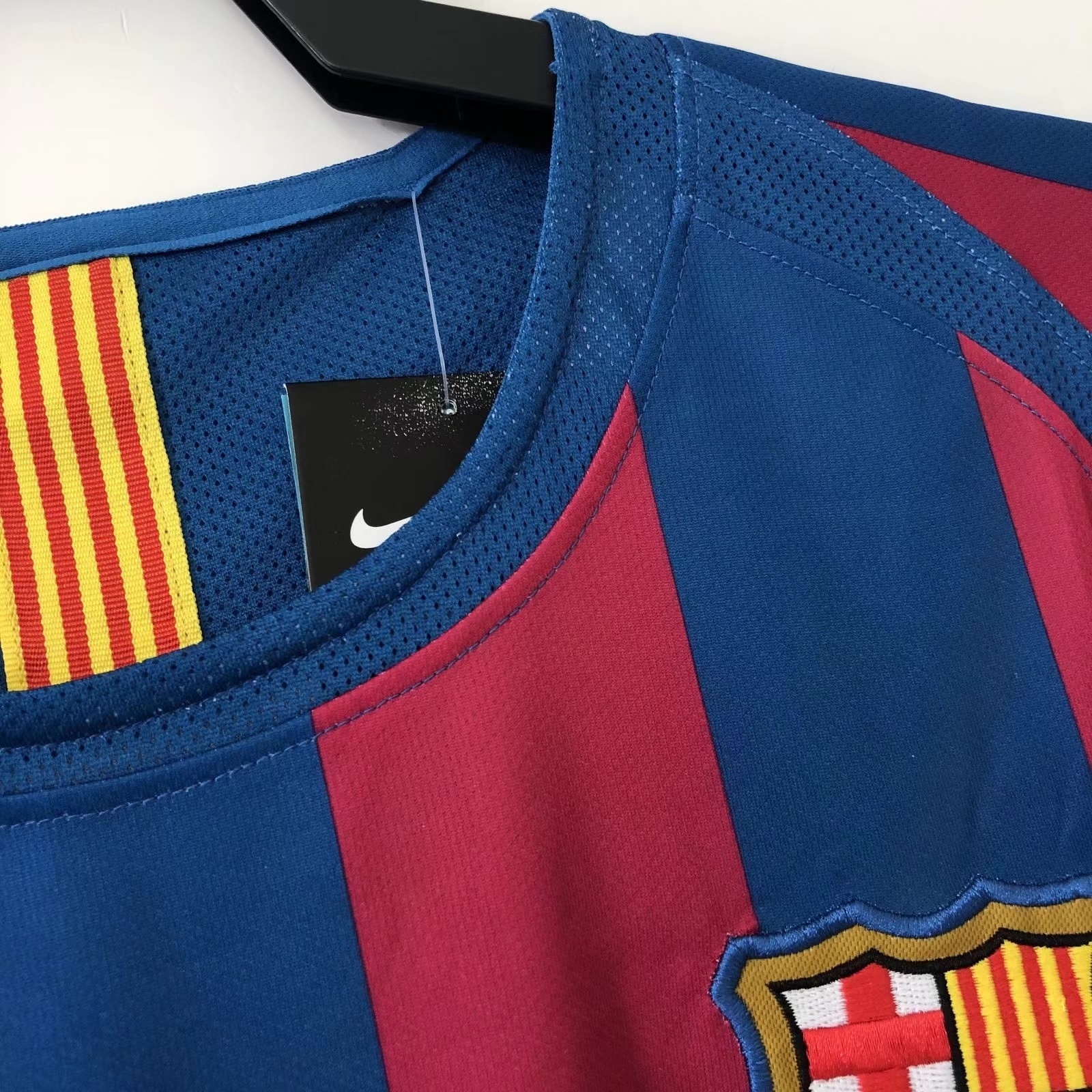 Retro 2005/06 Barcelona home LALIGA S-XXL
