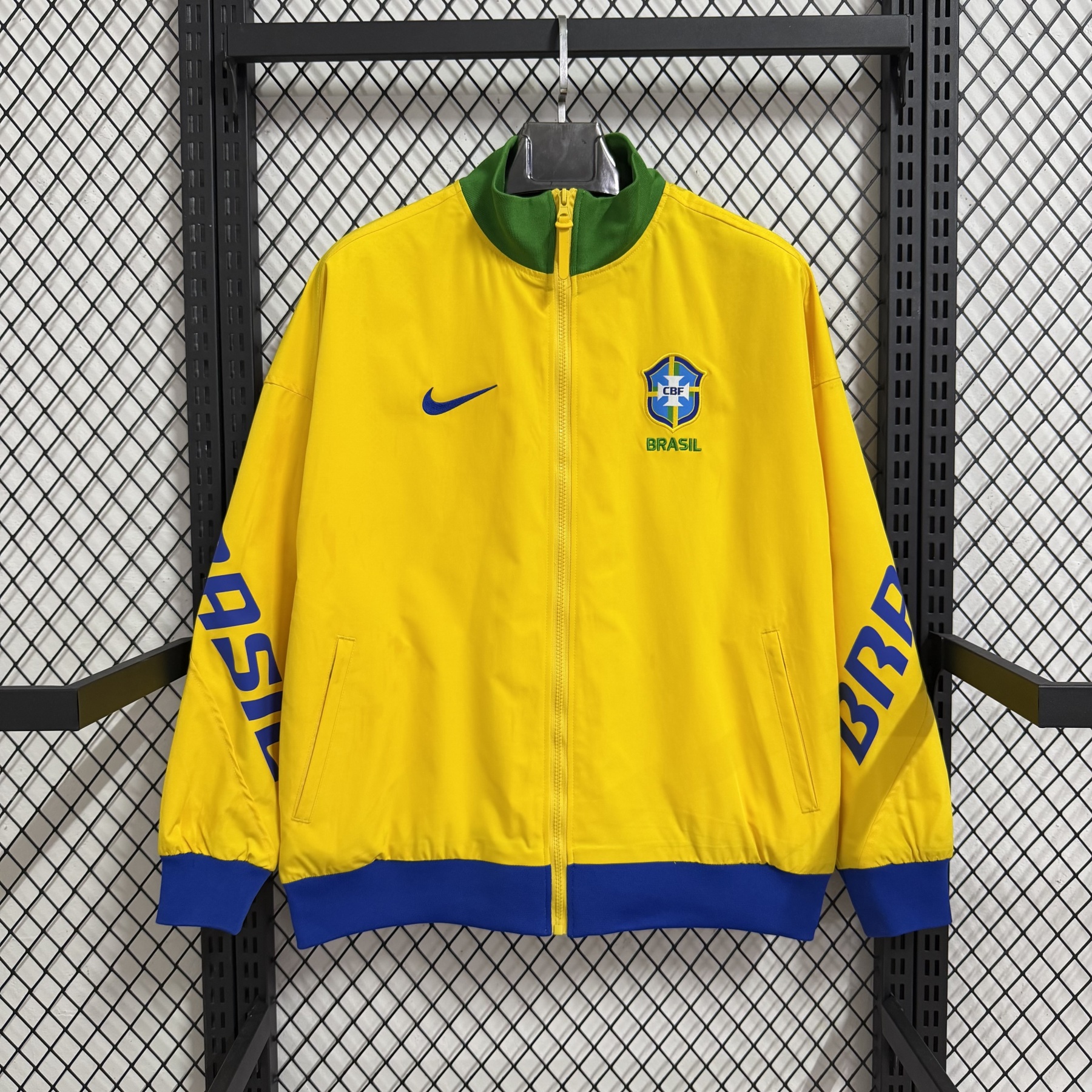 25/26 Windbreaker Brazil training Yellow Waterproof thickened version S-XXL