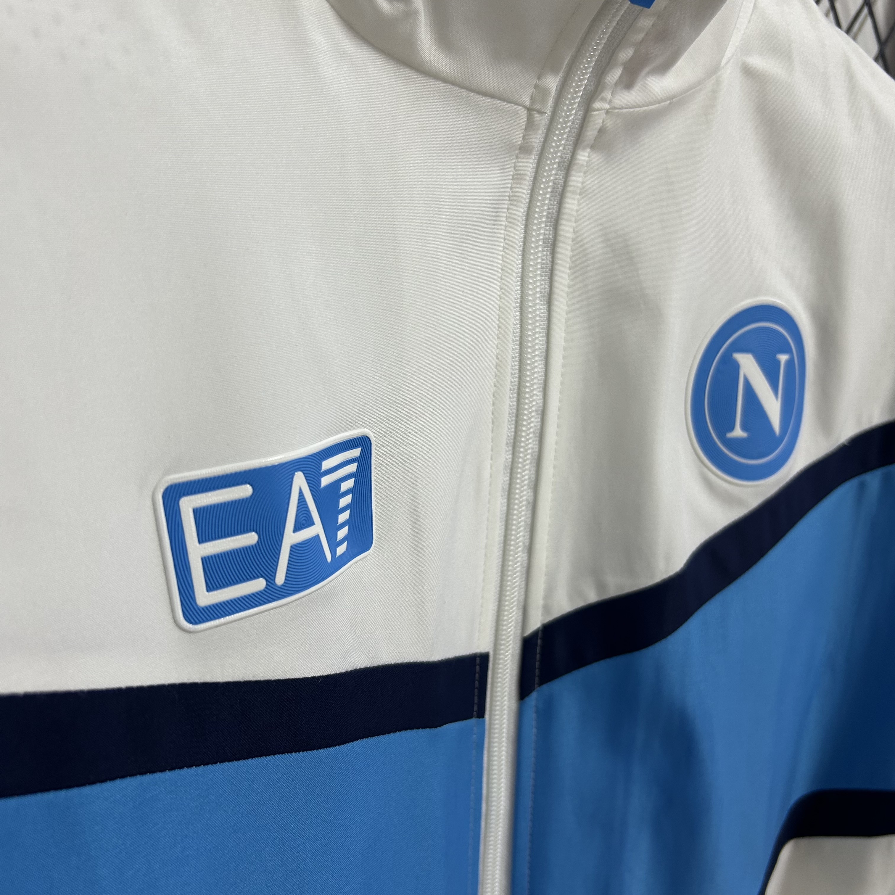 25/26 Windbreaker Napoli training white-blue Waterproof thickened version S-XXL