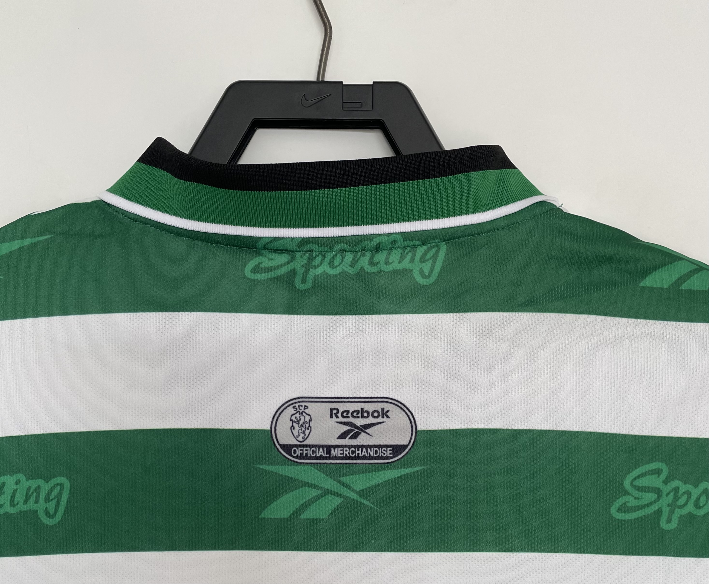Retro Sporting CP 99/00 home S-XXL