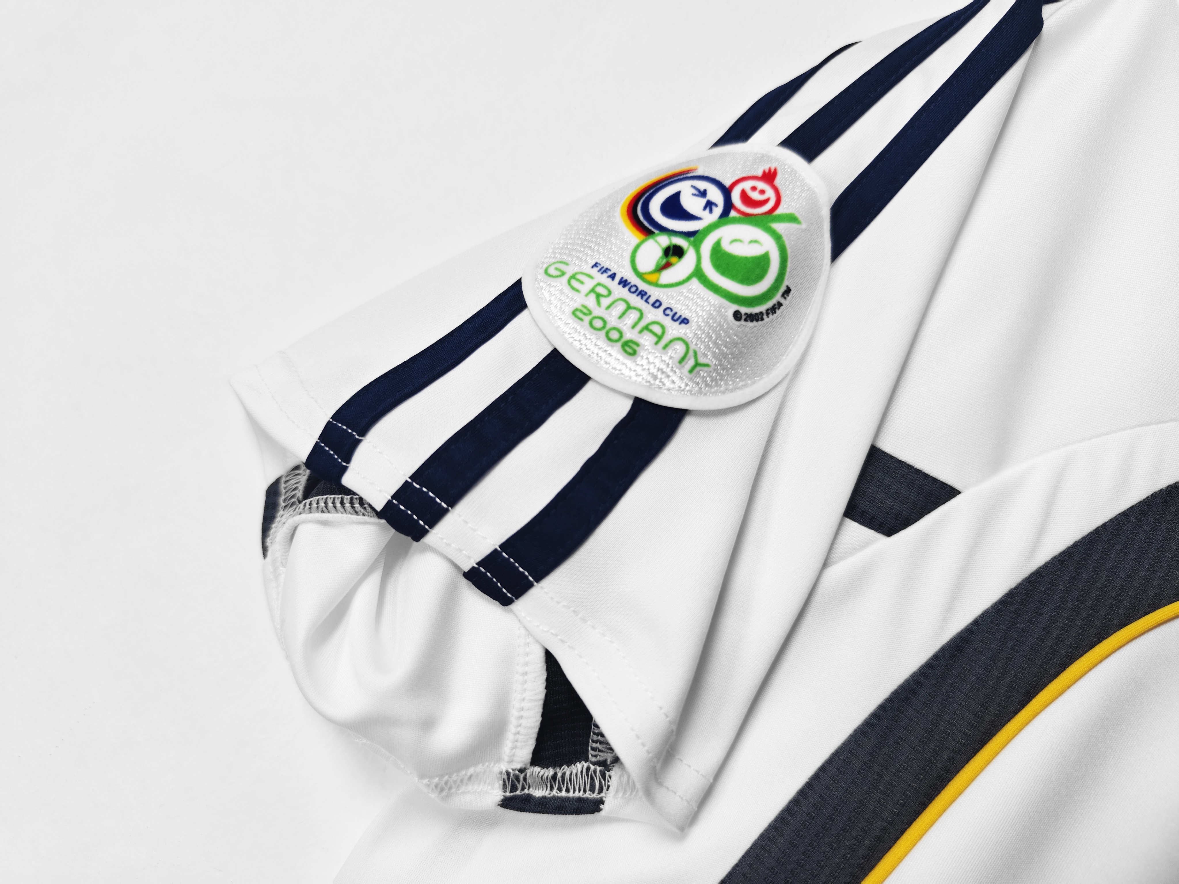 2006/07 Japan away retro version S-XXL
