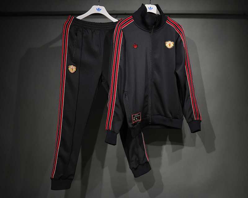 25/26 Manchester United M-U black Full-Zip Jacket Suit