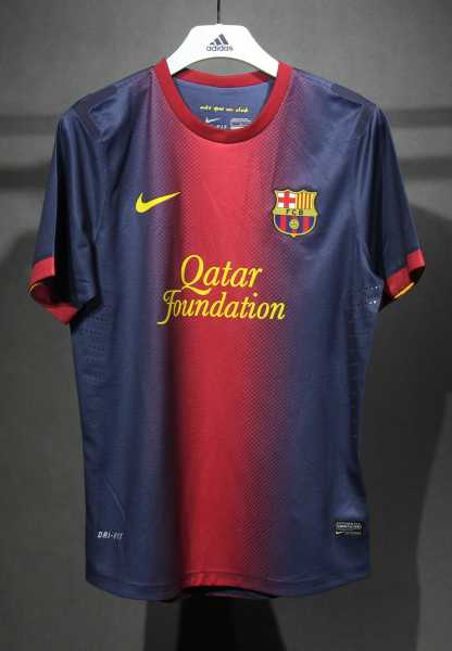 Retro 12/13 Barcelona Home player version Size S-3XL