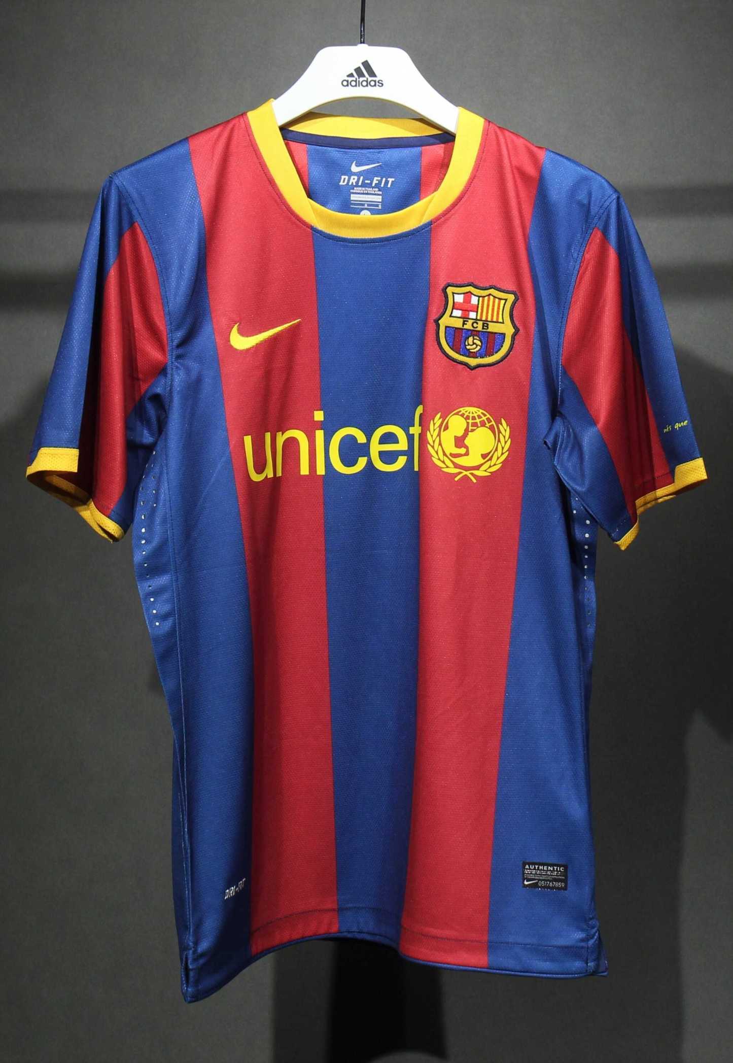 Retro 10/11 Barcelona Home player version Size S-3XL