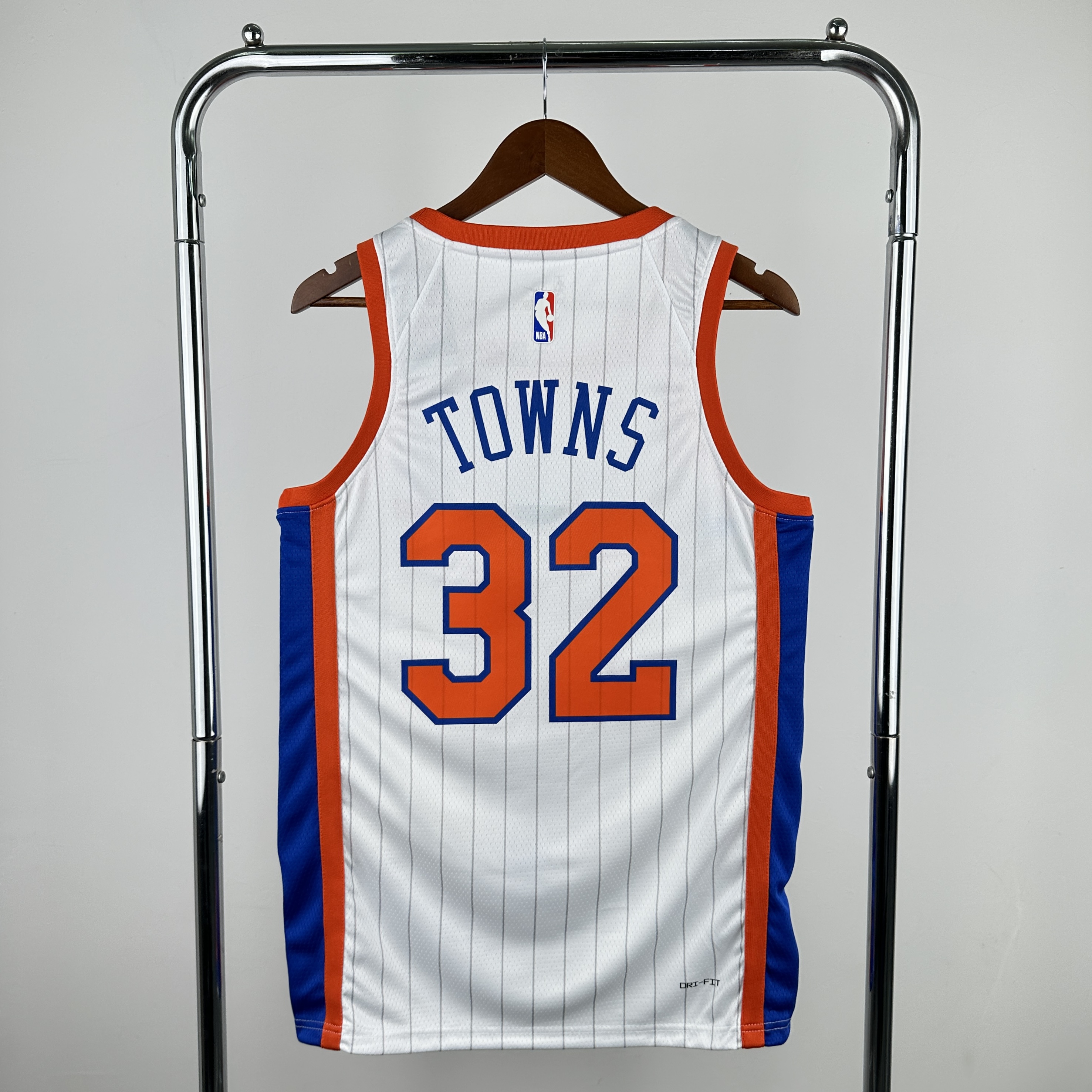2025 NBA New York Knicks white Heat pressed city version NO.32 jersey S-XXL