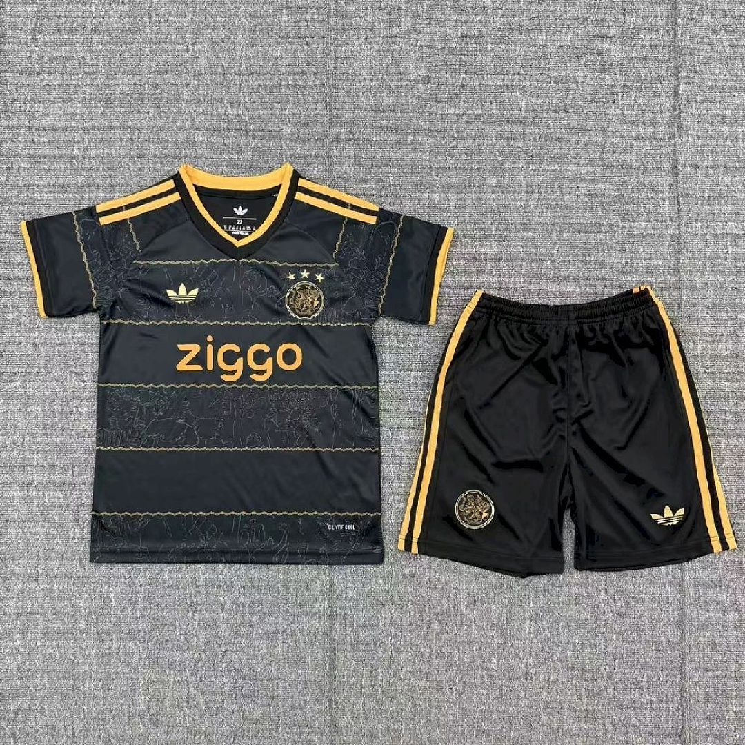 26/27 AJAX away kids version size 16-28