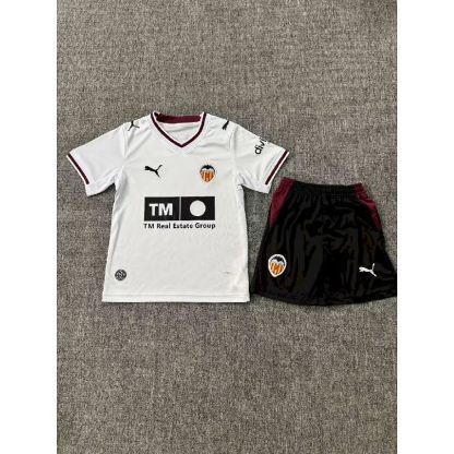 26/27 valenci@ home kids version size 16-28