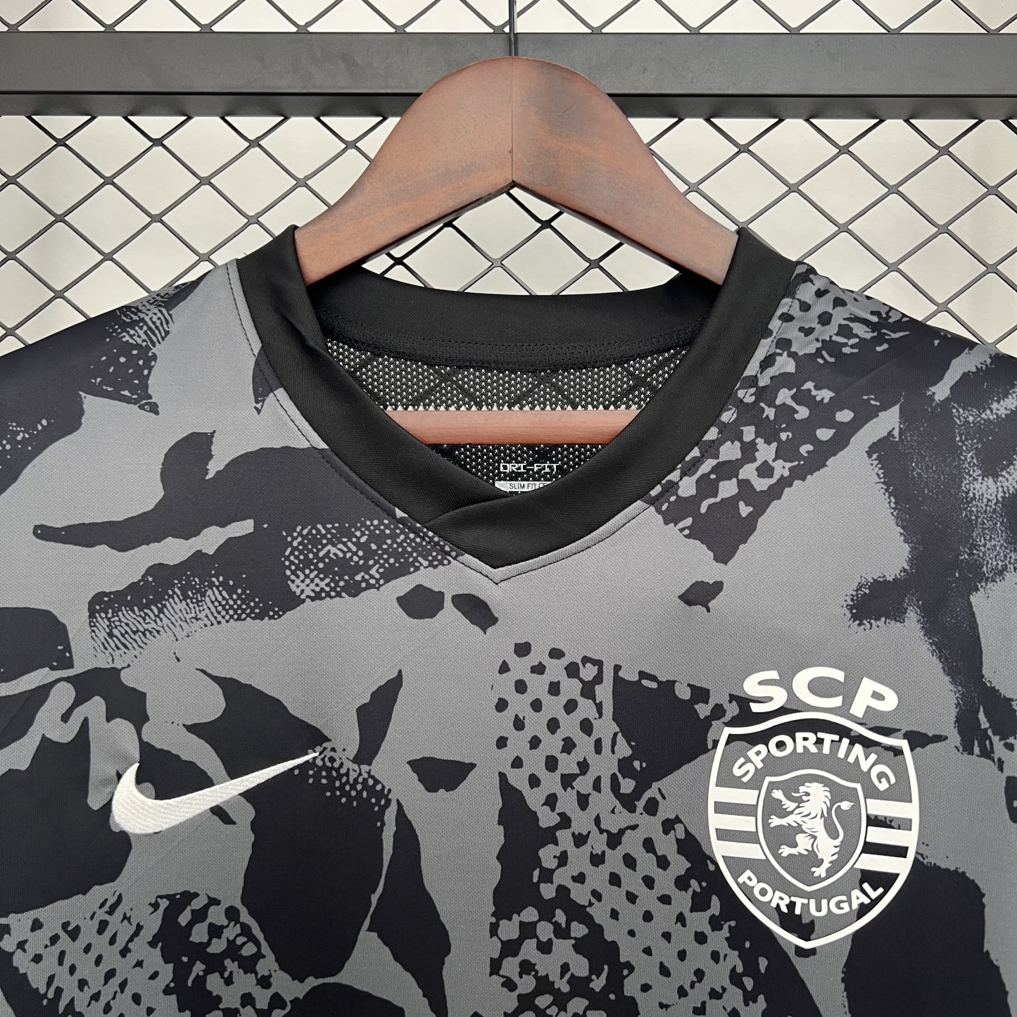 25-26 Sporting CP training black Fan Version S-4XL