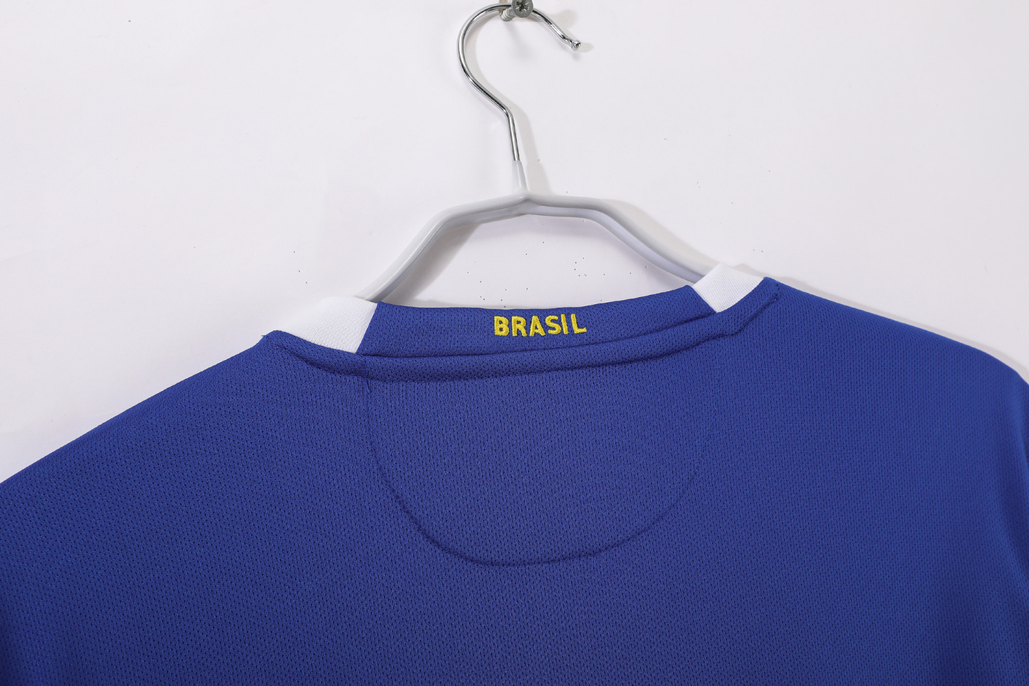 Retro 2006 Brazil away S-XXL