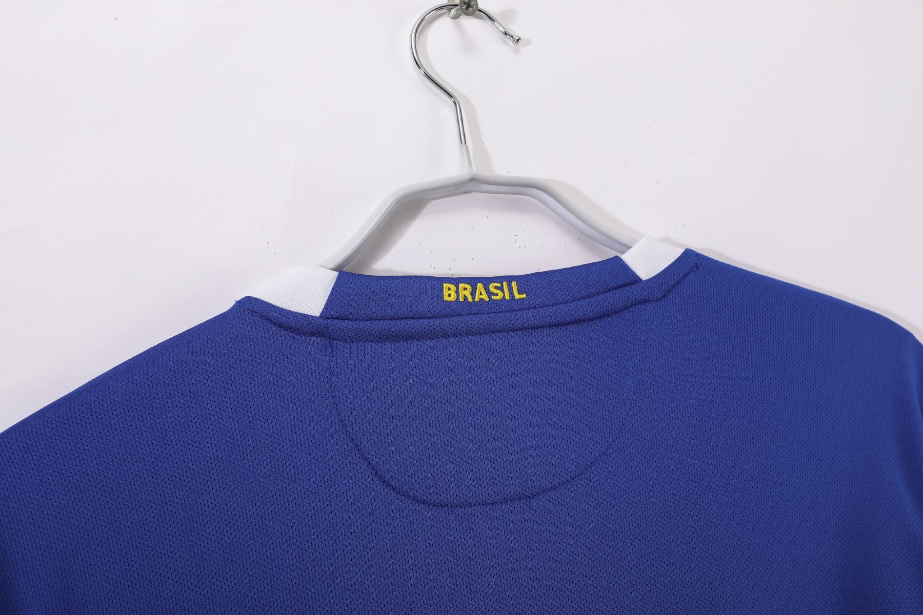 Retro 2006 Brazil away S-XXL