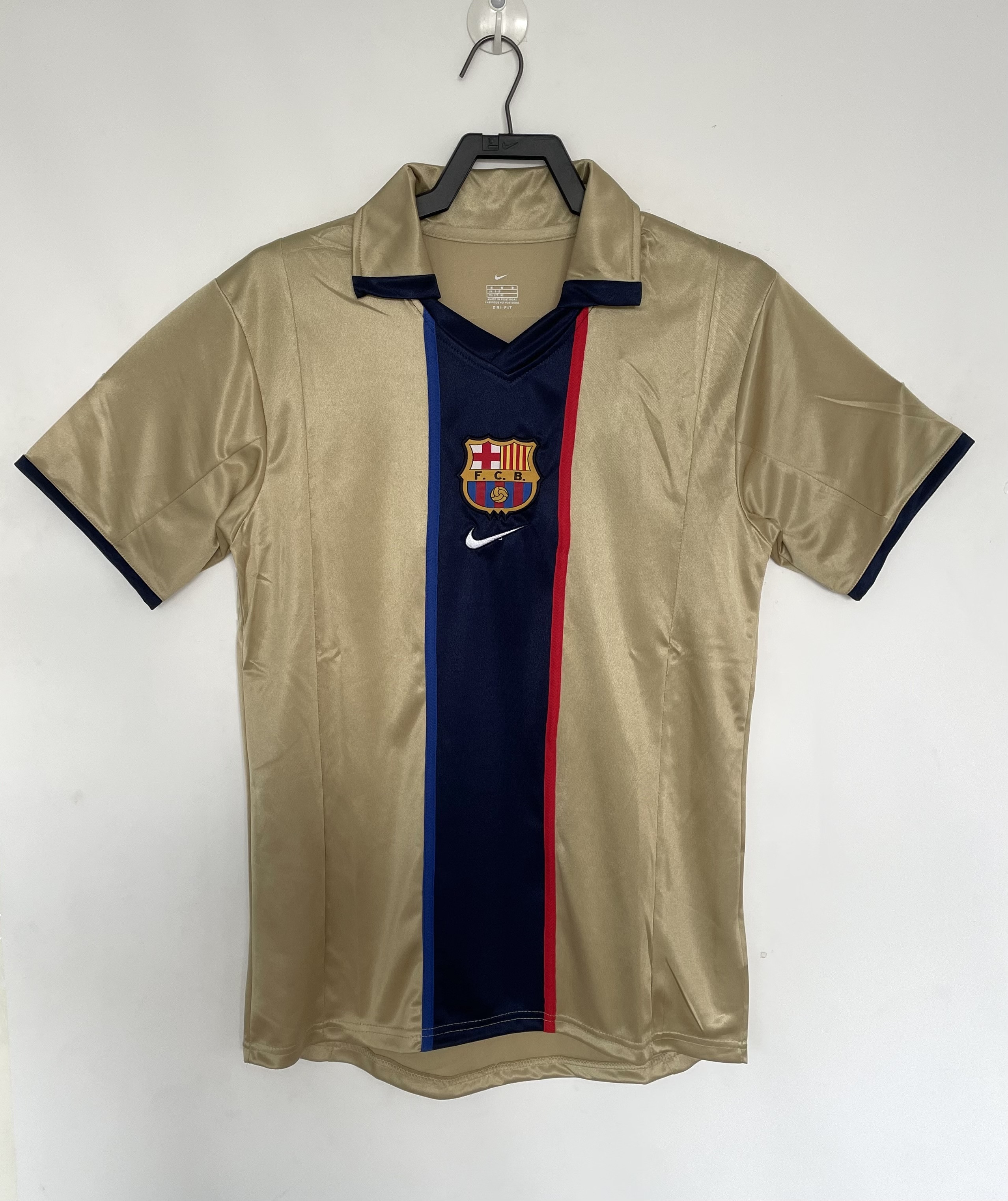 01/02 Barcelona away retro version S-XXL