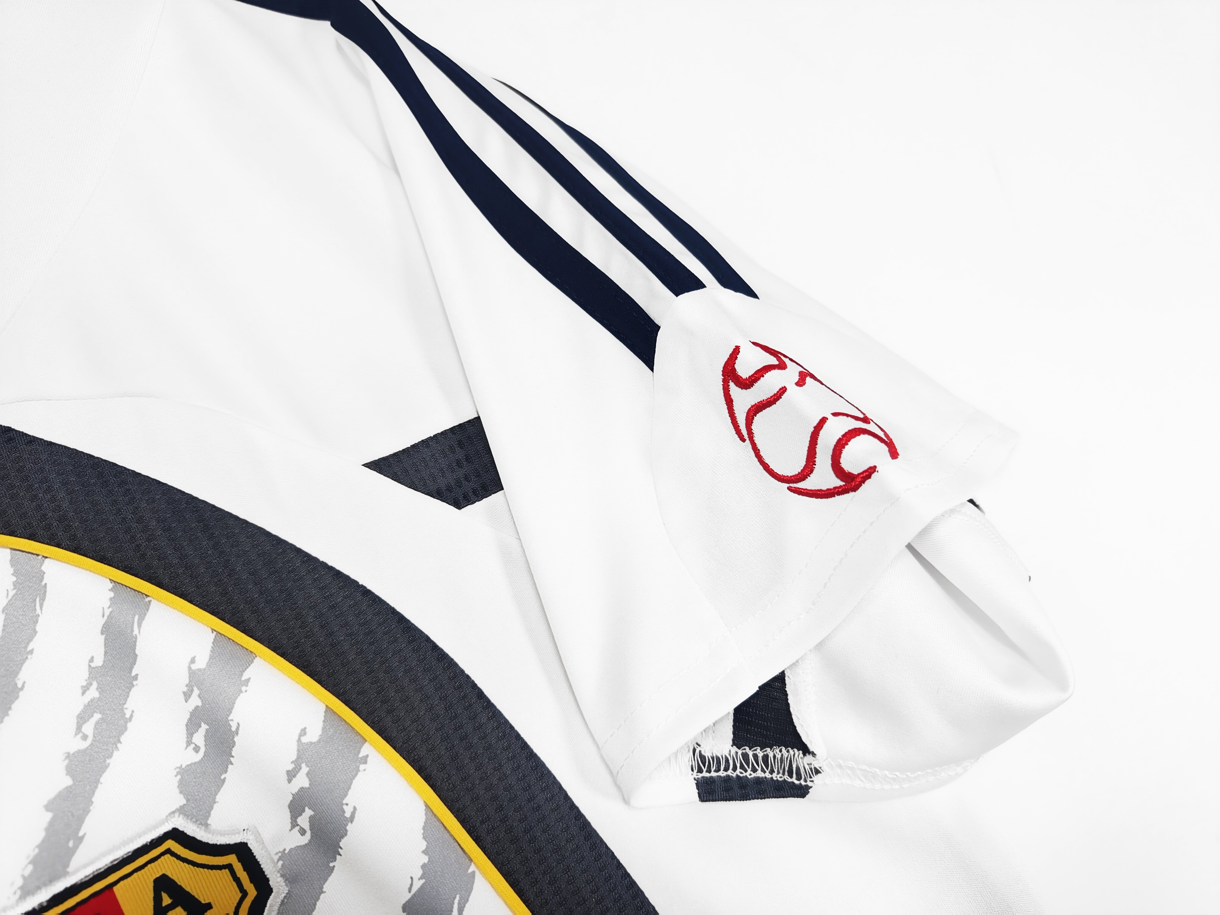 2006/07 Japan away retro version S-XXL