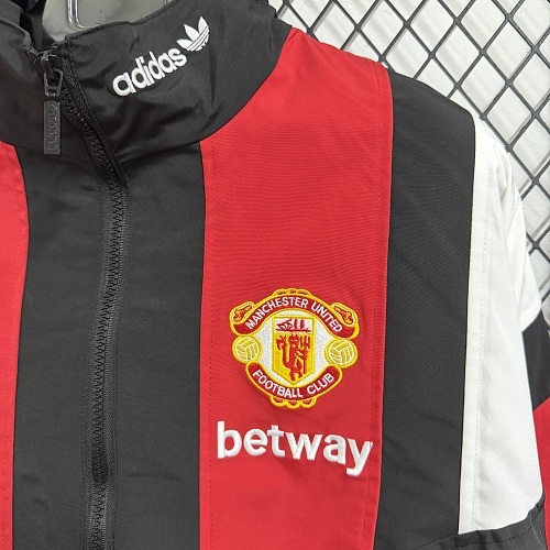26/27 Manchester United black retro Windbreaker S-XXL
