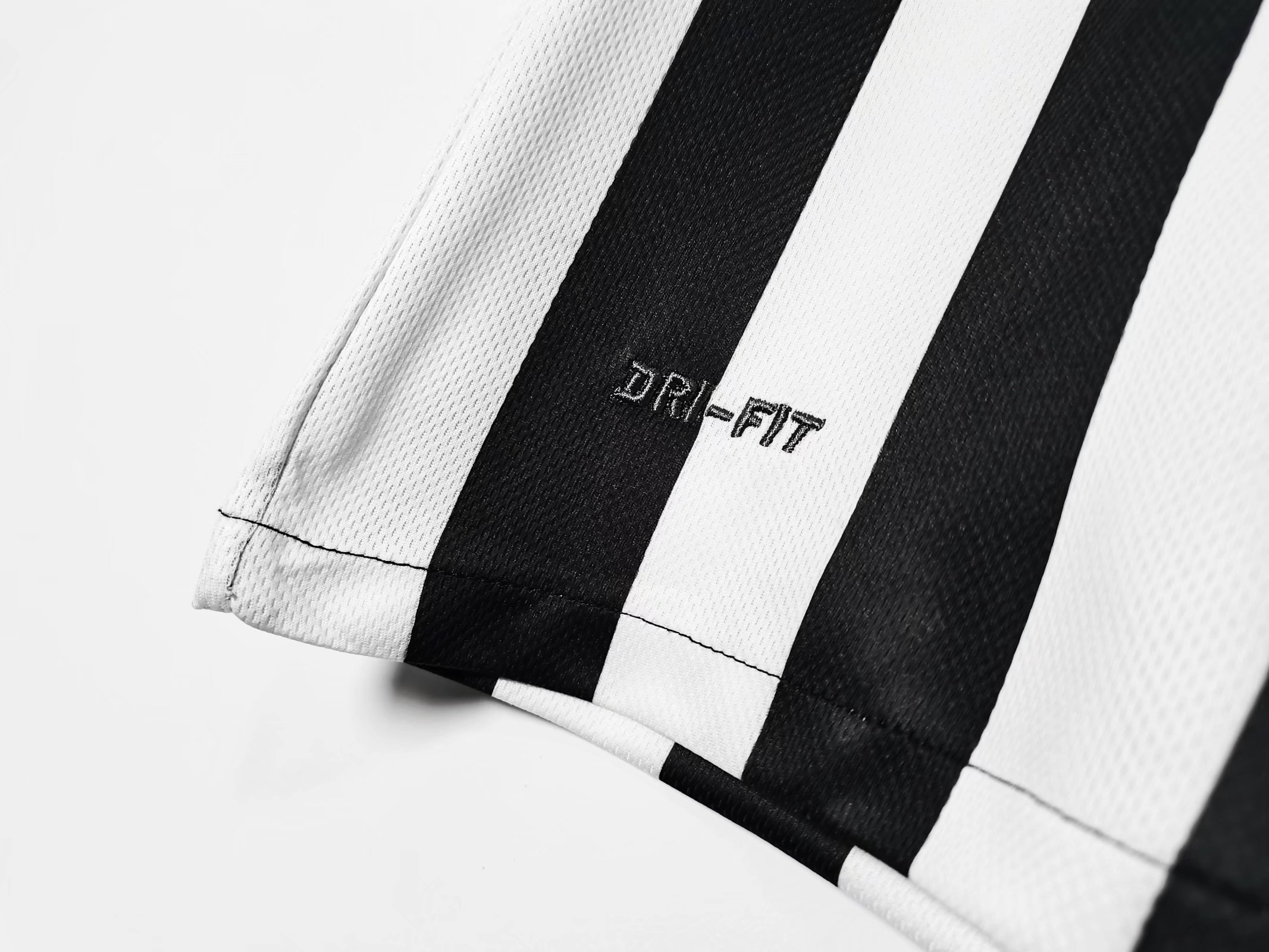 Retro Santos 12/13 away S-XXL