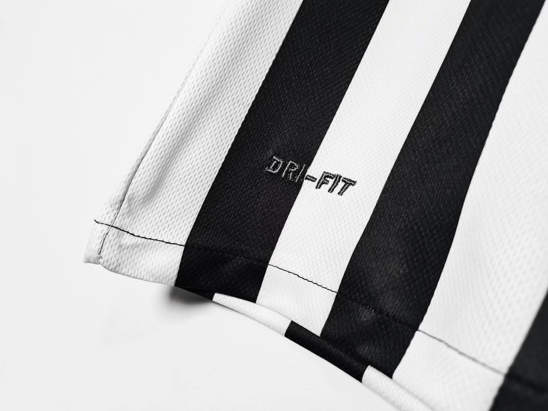 Retro Santos 12/13 away S-XXL