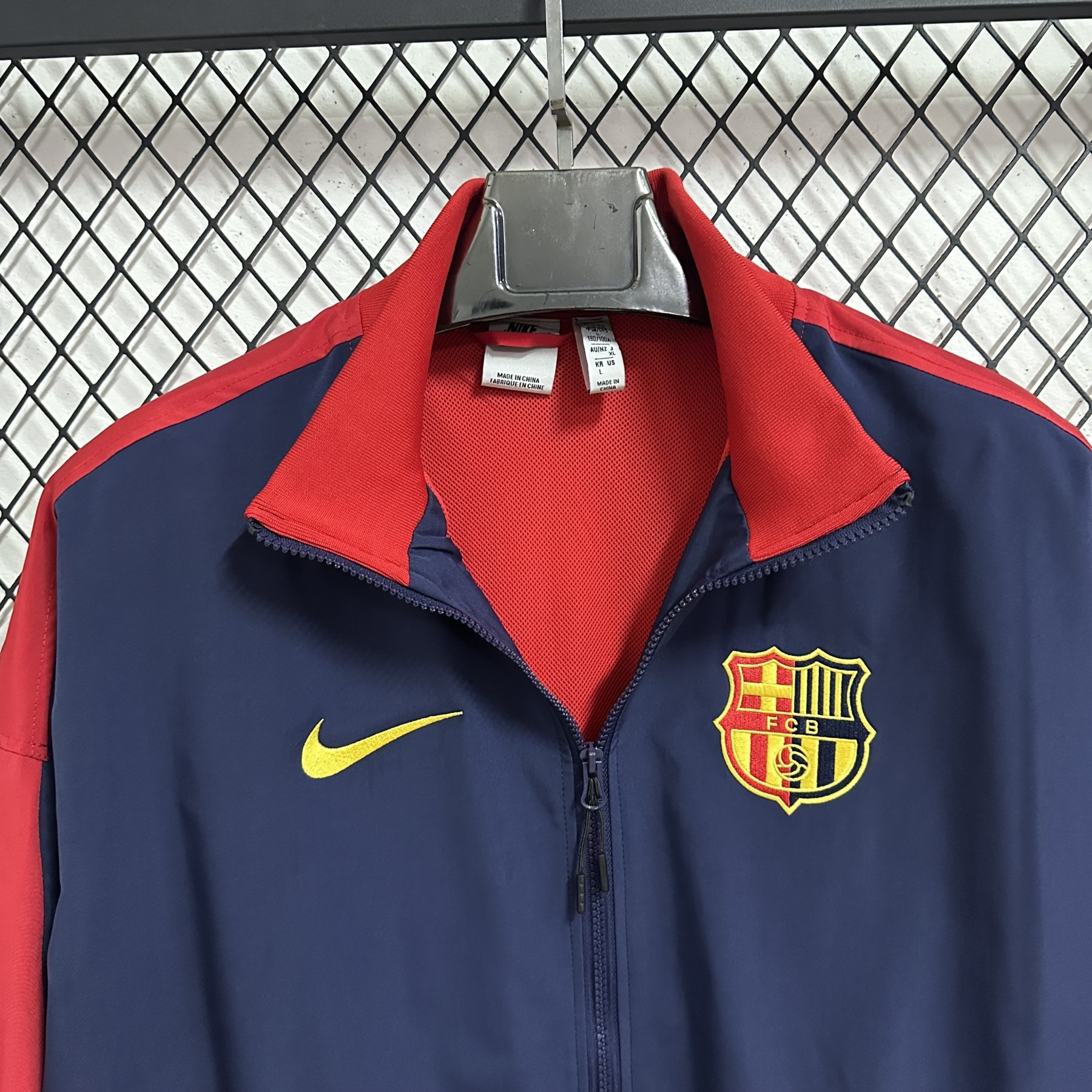 25/26 Windbreaker Barcelona training Royal Blue-Red Waterproof thickened version S-XXL
