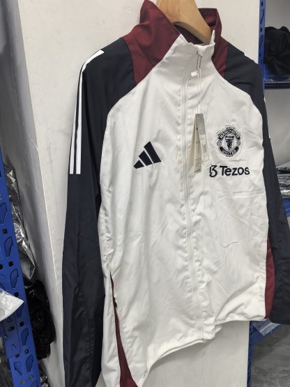25/26 Manchester United M-U white thickened jacket S-XXL